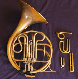 On the single F horn, part I: 19th century low horn playing (and solos