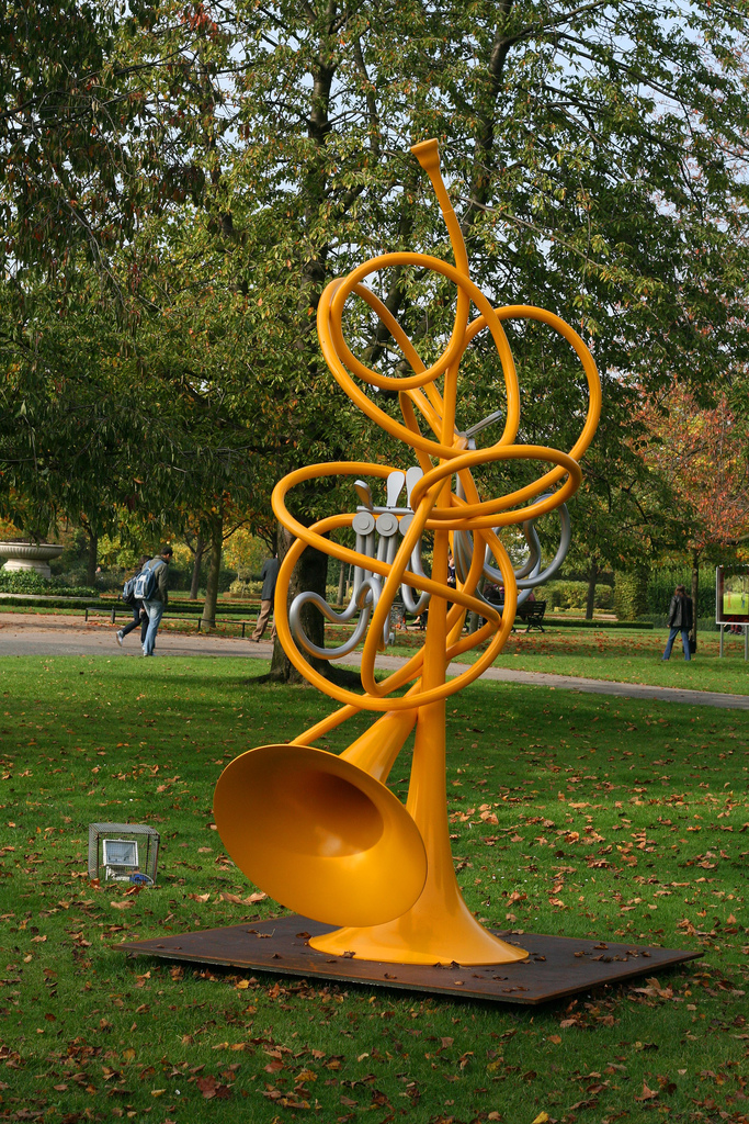 french-horn-park-sculpture-horn-matters-a-french-horn-and-brass